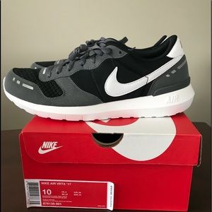 nike air vrtx 17